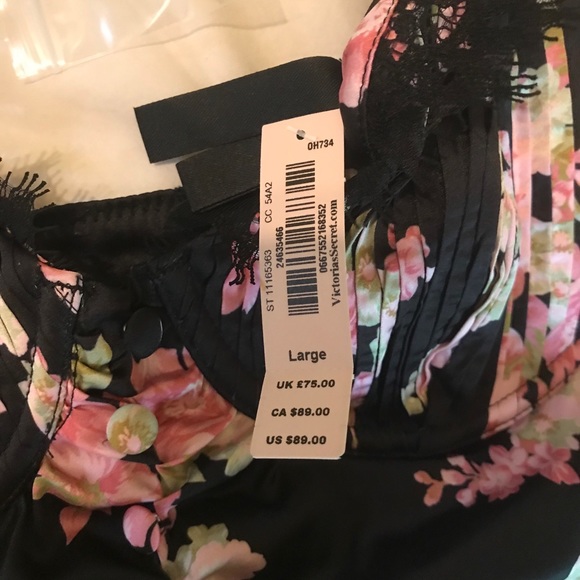 For Love  and Lemons - Picture 2 of 10